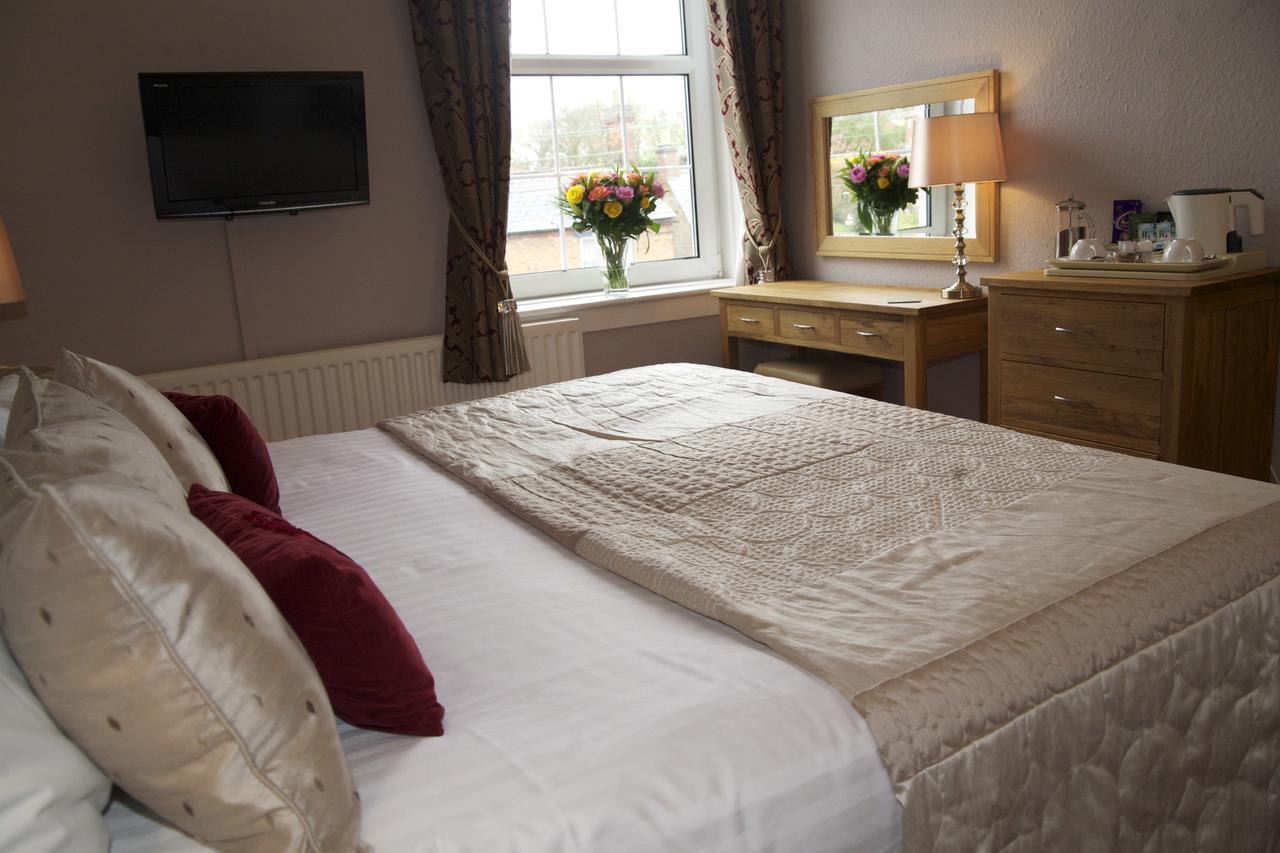 The Pytchley Inn West Haddon Extérieur photo