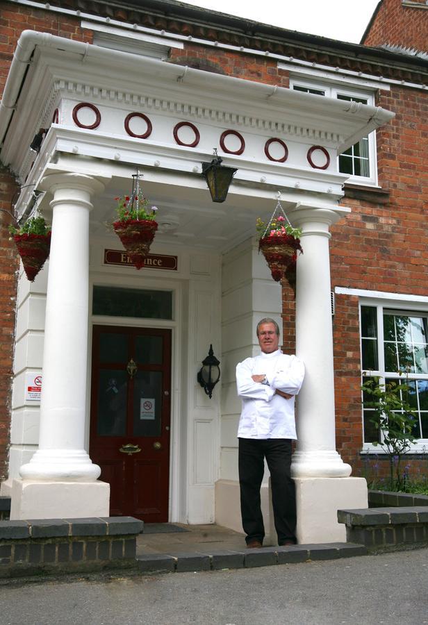 The Pytchley Inn West Haddon Extérieur photo